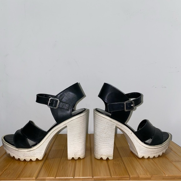 LAST CHANCE | Lug Sole Platform Heels - Picture 5 of 16
